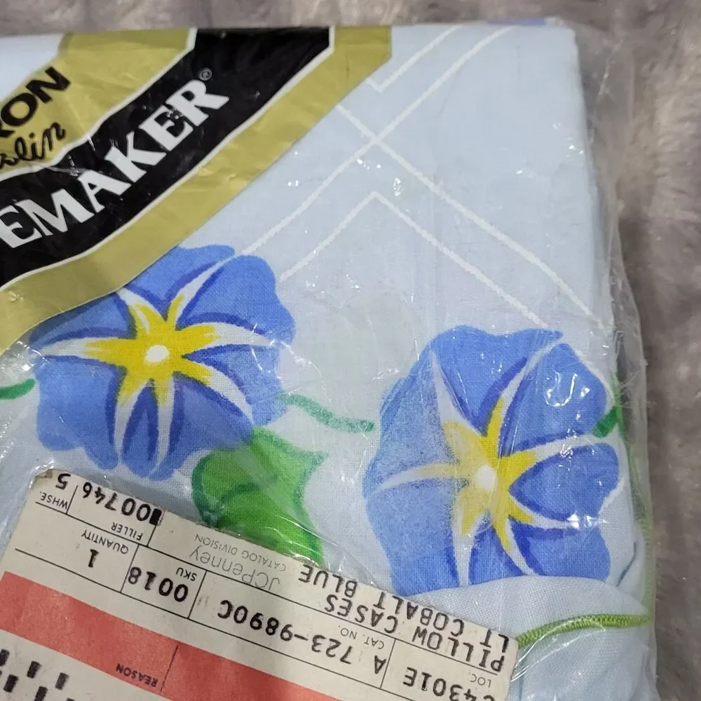 Tastemaker Muslin Glorious Morning Glory Blue Floral Vtg 2 Standard Pillow Cases